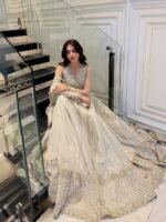 Waniya By Mehr Azam Oyster - Image 4